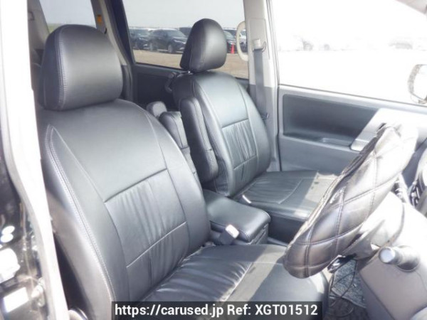 Used 2007 AT toyota voxy ZRR70W Image[12]