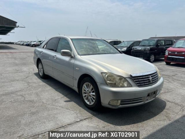 Used 2005 AT toyota crown GRS180 Image[0]