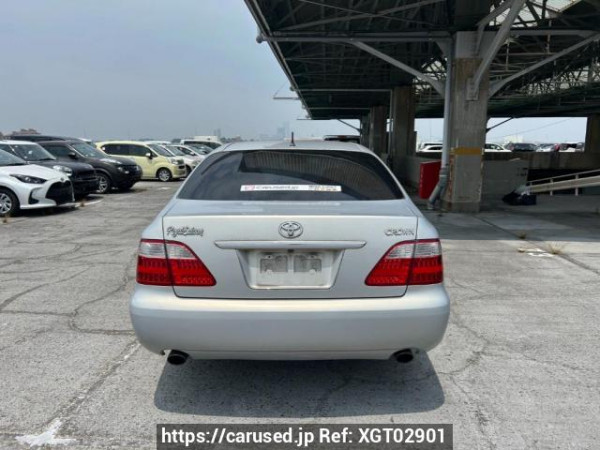 Used 2005 AT toyota crown GRS180 Image[5]
