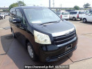 Toyota Noah ZRR70G