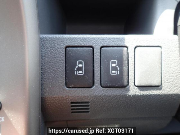 Used 2008 AT toyota noah ZRR70G Image[24]
