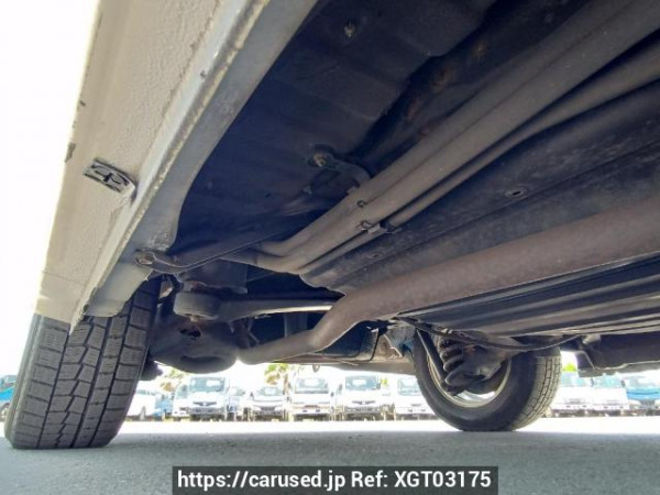 Used 2004 AT toyota alphard MNH10W Image[36]