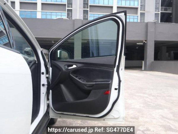 Used 2015 AT ford focus null Image[8]