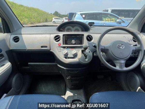 Used 2004 AT toyota sienta NCP81G Image[17]