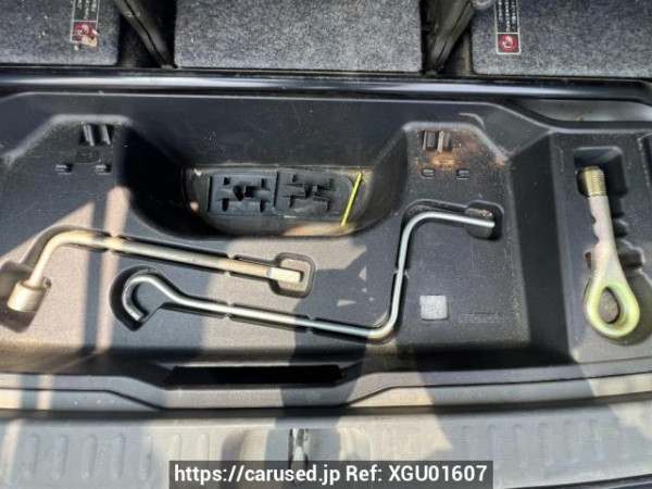 Used 2004 AT toyota sienta NCP81G Image[38]