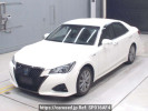 Toyota Crown Hybrid AWS210