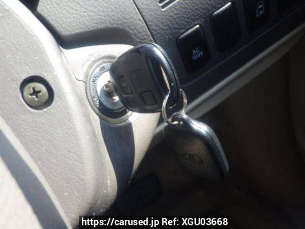 Used 2004 AT toyota alphard MNH10W Image[24]