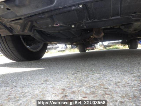 Used 2004 AT toyota alphard MNH10W Image[30]