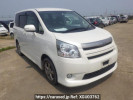 Toyota Noah ZRR70W