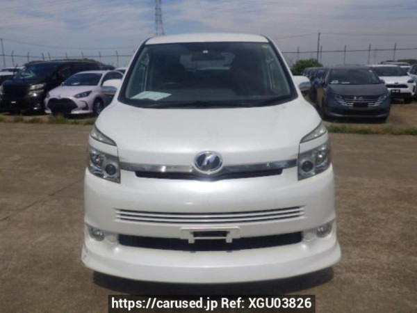 Used 2007 AT toyota voxy ZRR70W Image[1]