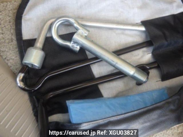 Used 2006 AT toyota alphard MNH10W Image[40]