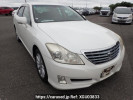 Toyota Crown GRS200