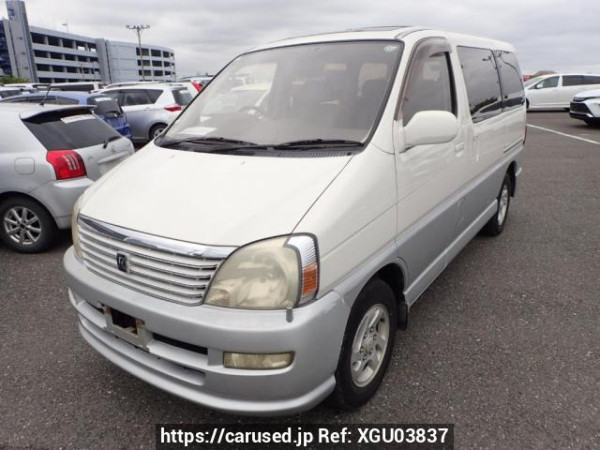 Used 2001 AT toyota regius-wagon RCH41W Image[2]