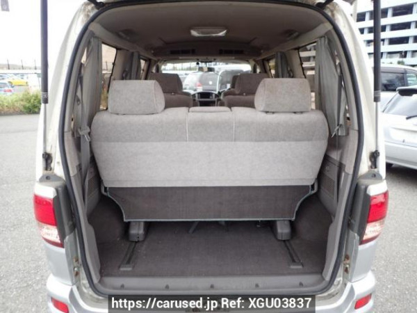 Used 2001 AT toyota regius-wagon RCH41W Image[6]