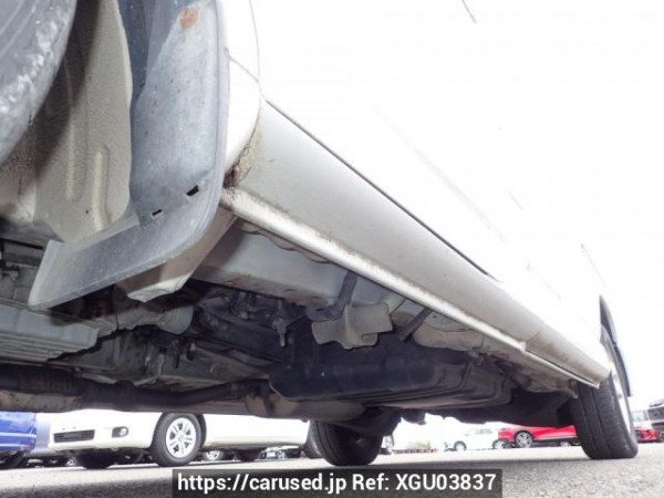 Used 2001 AT toyota regius-wagon RCH41W Image[31]