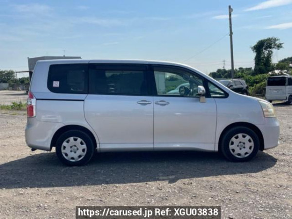 Used 2008 AT toyota noah ZRR70G Image[7]