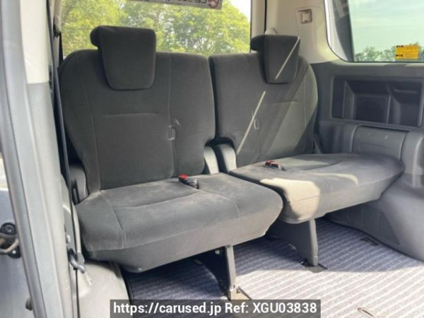 Used 2008 AT toyota noah ZRR70G Image[16]
