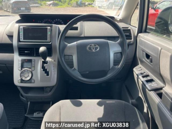 Used 2008 AT toyota noah ZRR70G Image[23]