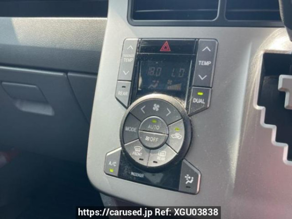 Used 2008 AT toyota noah ZRR70G Image[28]