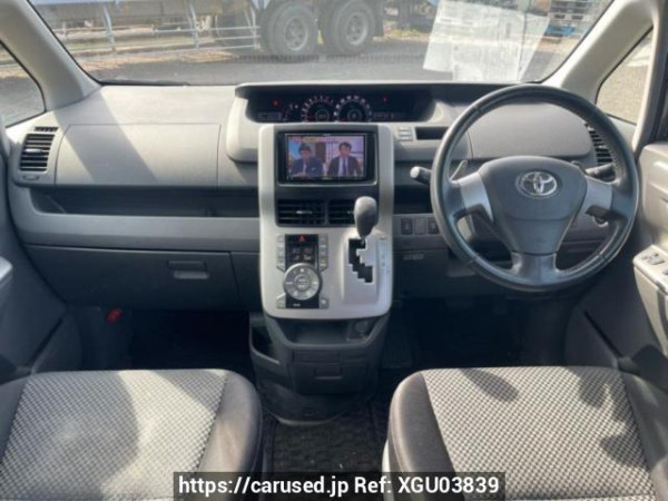 Used 2008 AT toyota noah ZRR75W Image[21]