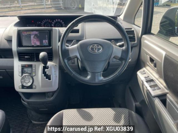 Used 2008 AT toyota noah ZRR75W Image[23]