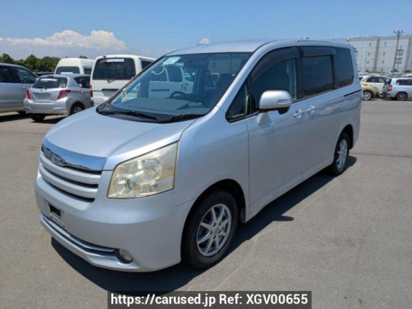 Used 2009 AT toyota noah ZRR75G Image[2]