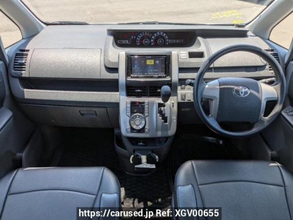 Used 2009 AT toyota noah ZRR75G Image[19]