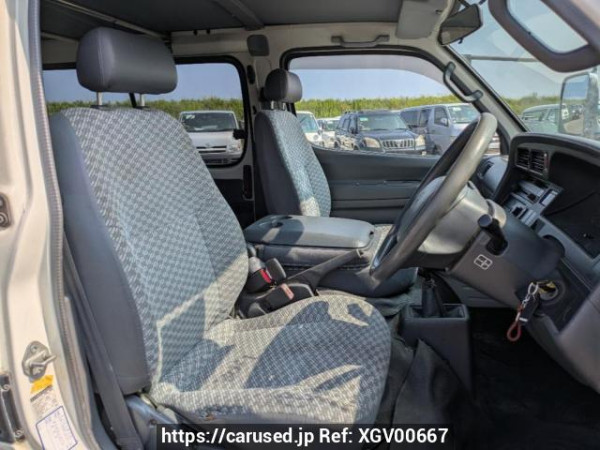 Used 2003 MT toyota hiace-van TRH112V Image[11]