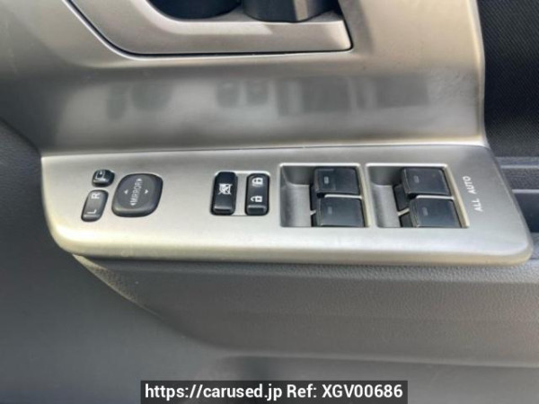 Used 2007 AT toyota noah ZRR75W Image[19]