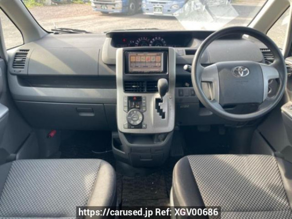 Used 2007 AT toyota noah ZRR75W Image[21]