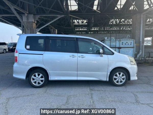 Used 2007 AT toyota noah ZRR75W Image[7]
