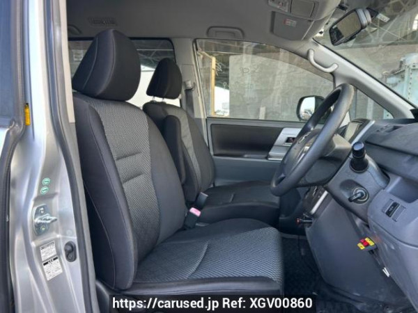 Used 2007 AT toyota noah ZRR75W Image[13]