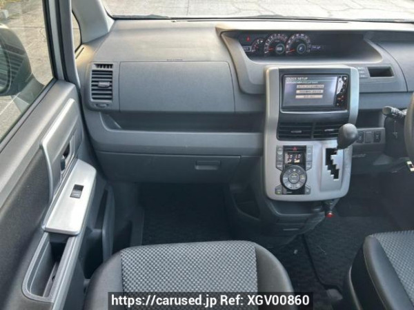 Used 2007 AT toyota noah ZRR75W Image[20]