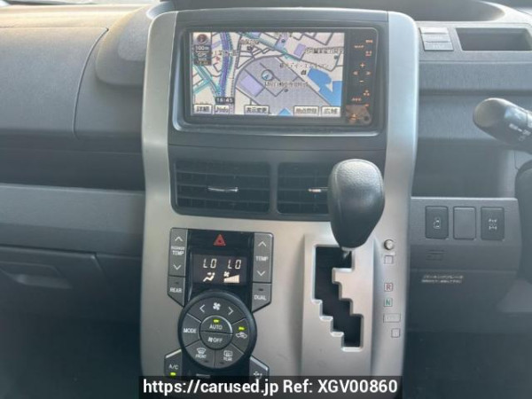 Used 2007 AT toyota noah ZRR75W Image[24]