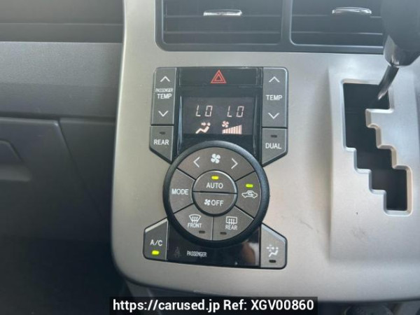 Used 2007 AT toyota noah ZRR75W Image[26]