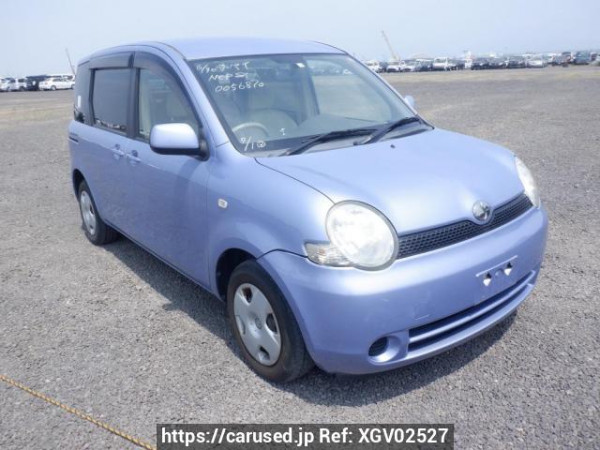 Used 2004 AT toyota sienta NCP81G Image[0]
