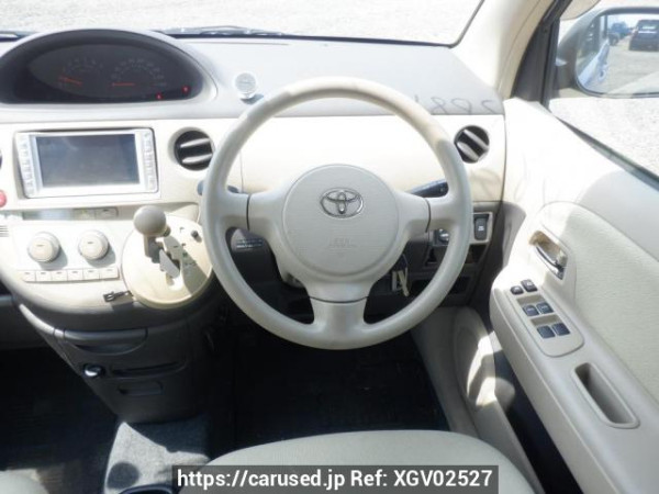 Used 2004 AT toyota sienta NCP81G Image[19]