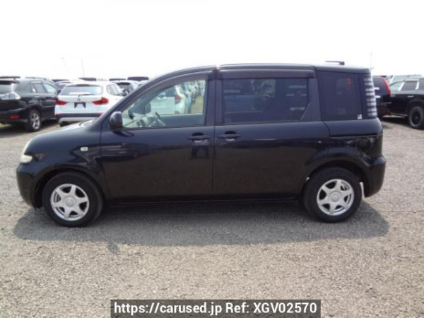 Used 2004 AT toyota sienta NCP81G Image[3]