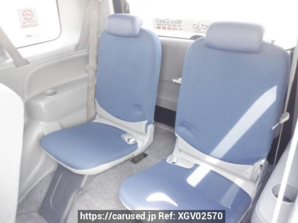 Used 2004 AT toyota sienta NCP81G Image[16]
