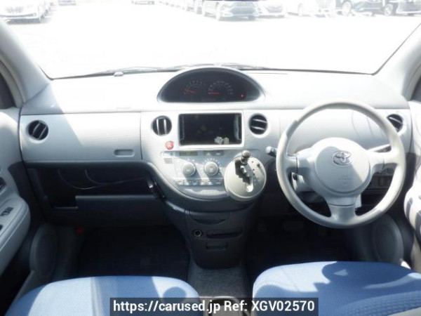 Used 2004 AT toyota sienta NCP81G Image[17]