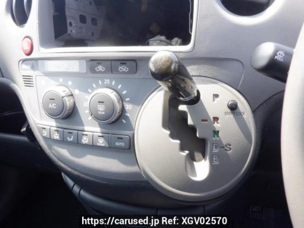 Used 2004 AT toyota sienta NCP81G Image[21]