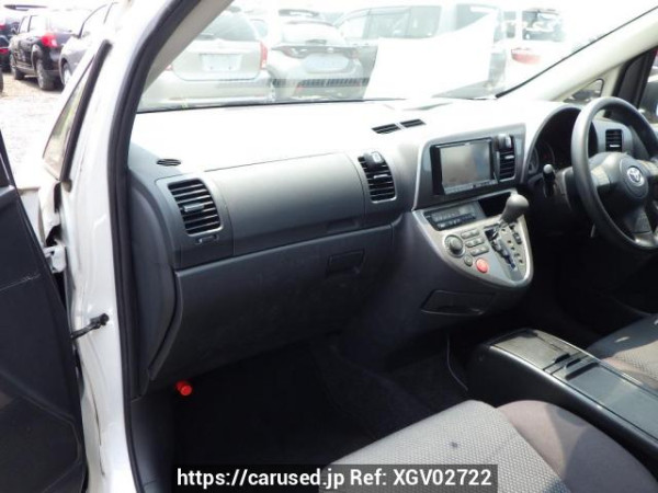 Used 2005 AT toyota wish ANE10G Image[28]