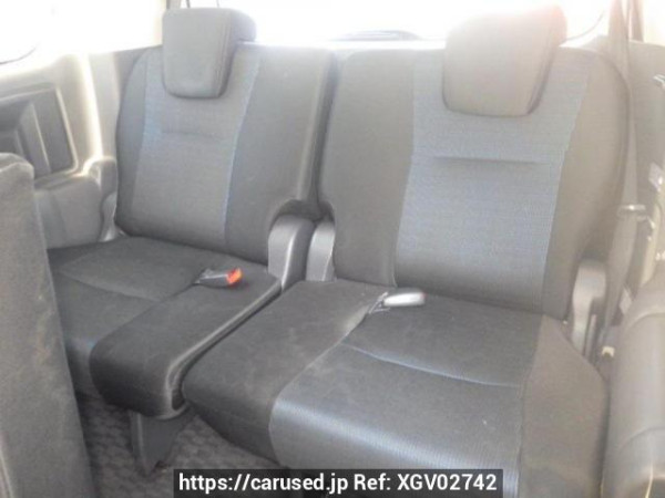 Used 2007 AT toyota voxy ZRR70W Image[15]