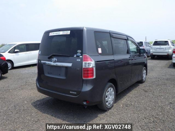 Used 2007 AT toyota noah ZRR70G Image[6]