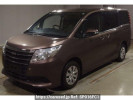 Toyota Noah ZRR80G