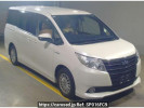 Toyota Noah ZWR80G