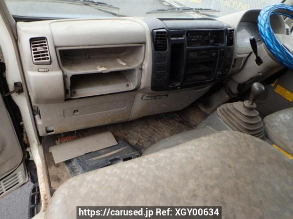 Used 2004 MT toyota dyna-truck XZU321D Image[18]