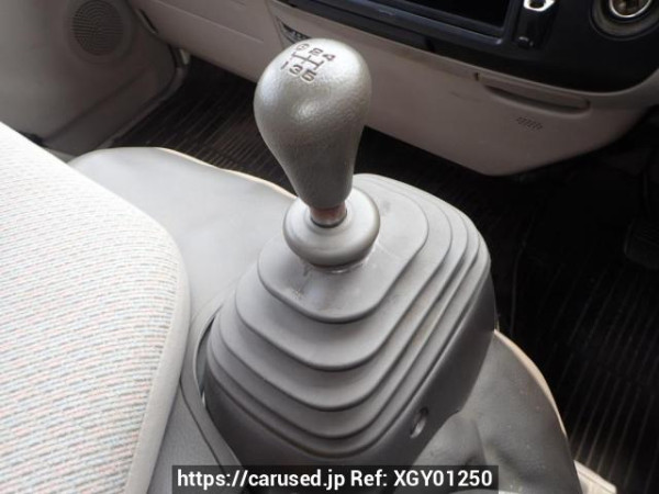 Used 2003 MT toyota dyna-route-van BU306V Image[18]