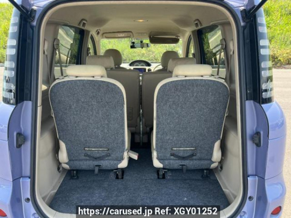 Used 2004 AT toyota sienta NCP81G Image[8]