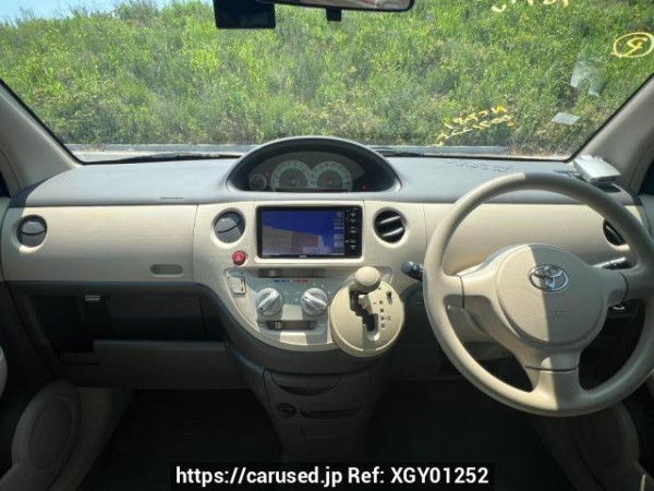 Used 2004 AT toyota sienta NCP81G Image[18]